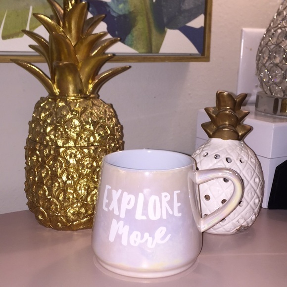 Francesca’s Explore More Pink Explorer Coffee Mug - Picture 1 of 2